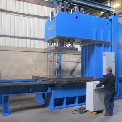 C-frame special hydraulic press with a throat depth of 1600 mm