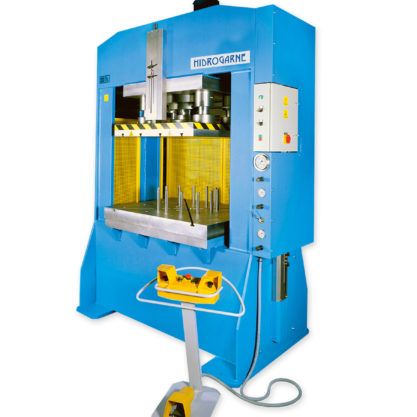 Special hydraulic press for deep-drawing works