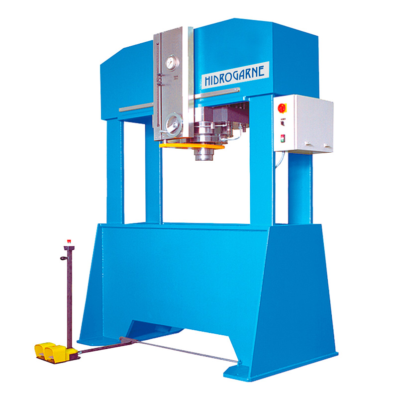 Hydraulic presses of double stanchion with fixed table · F series