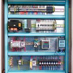 Cuadro eléctrico de las cizallas hidráulicas GVC de HIDROGARNE